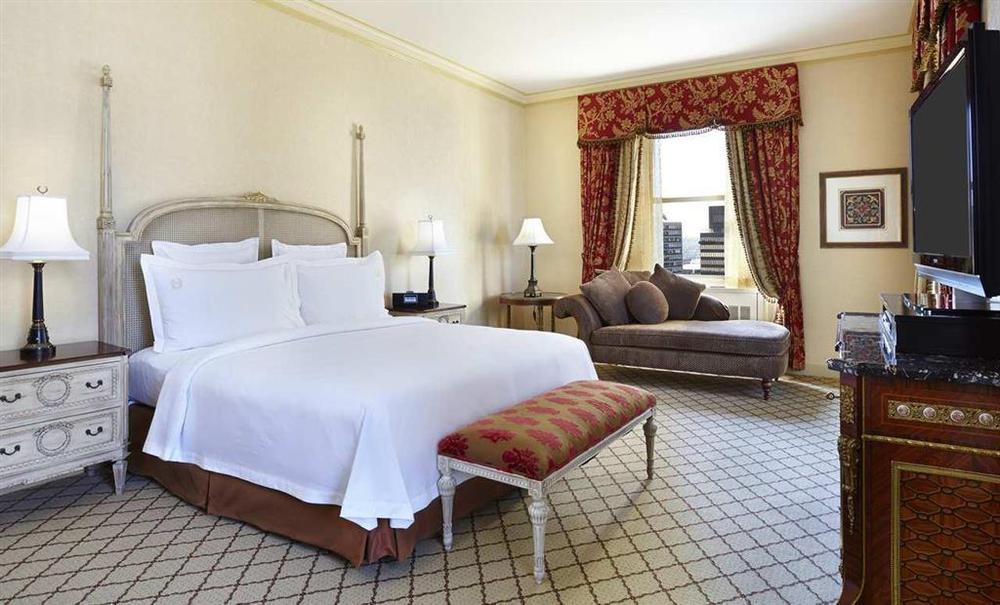 The Towers Of The Waldorf Astoria Hotel New York Room photo