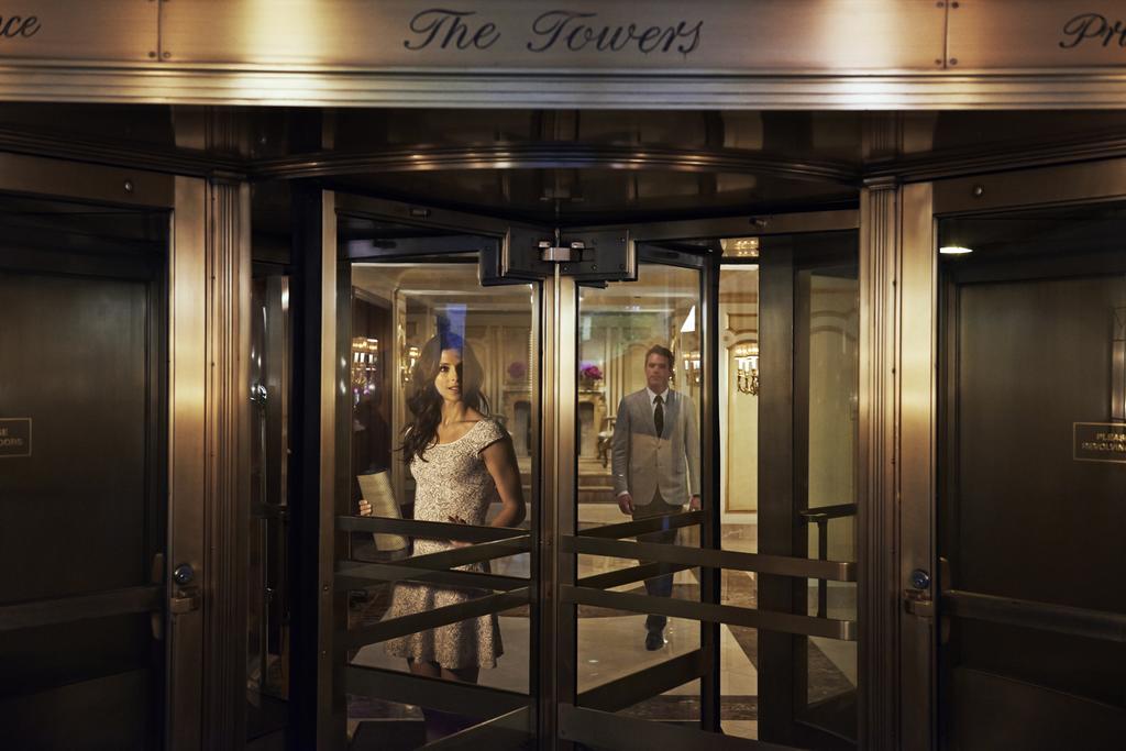 The Towers Of The Waldorf Astoria Hotel New York Exterior photo